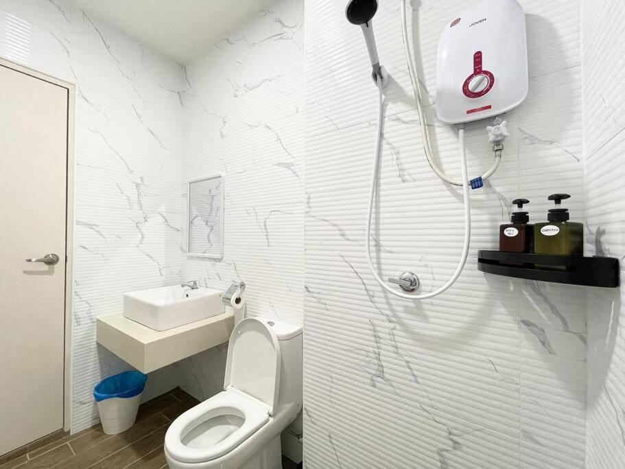 Quartz Near To Jonker Walk With Infinity Pool Cozy 3B2B Leilighet Malacca Eksteriør bilde