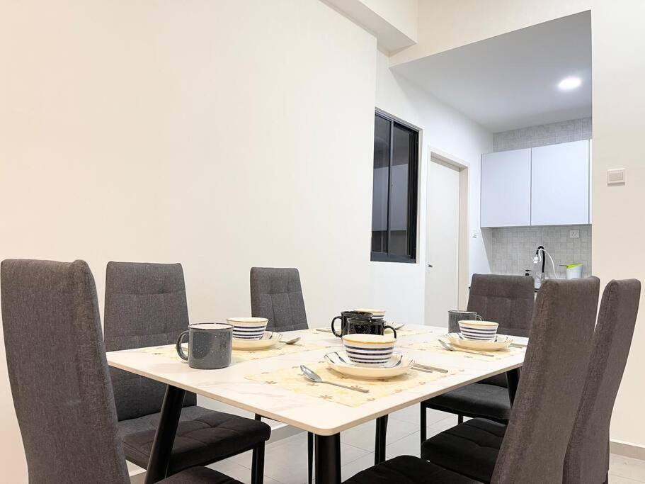 Quartz Near To Jonker Walk With Infinity Pool Cozy 3B2B Leilighet Malacca Eksteriør bilde